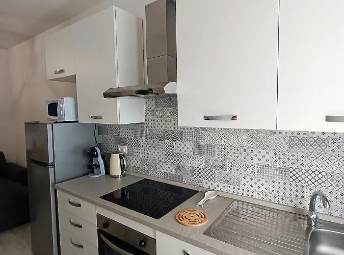 La Terrazza Sull'appia By Hostand Apartment